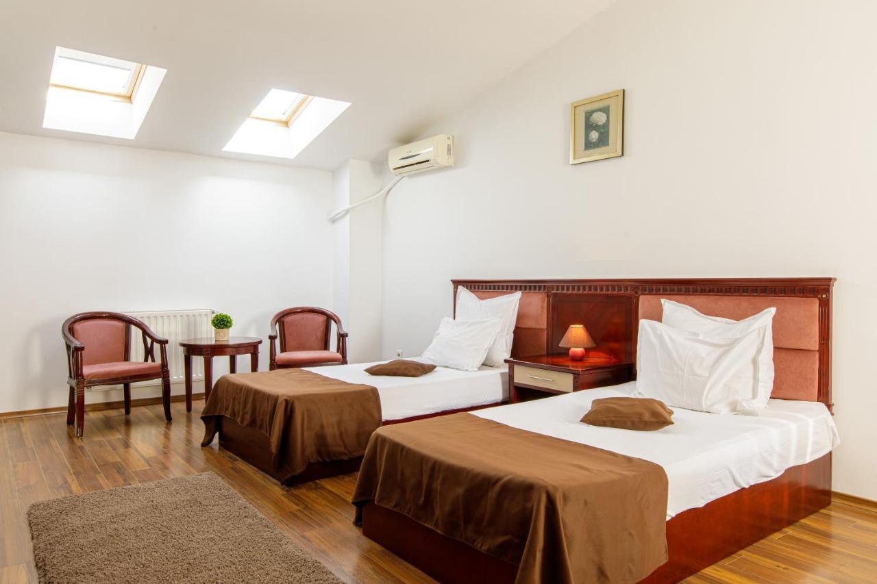 Lira Pacific Aparthotel Constanţa Exterior foto