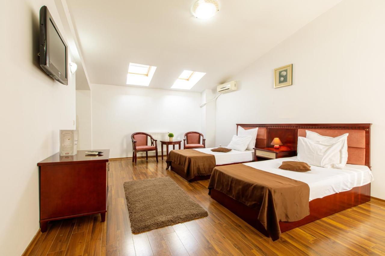 Lira Pacific Aparthotel Constanţa Exterior foto