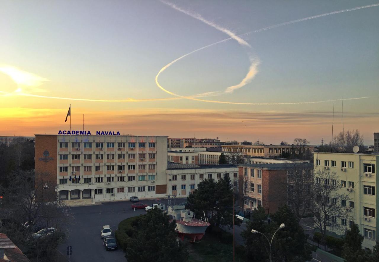 Lira Pacific Aparthotel Constanţa Exterior foto