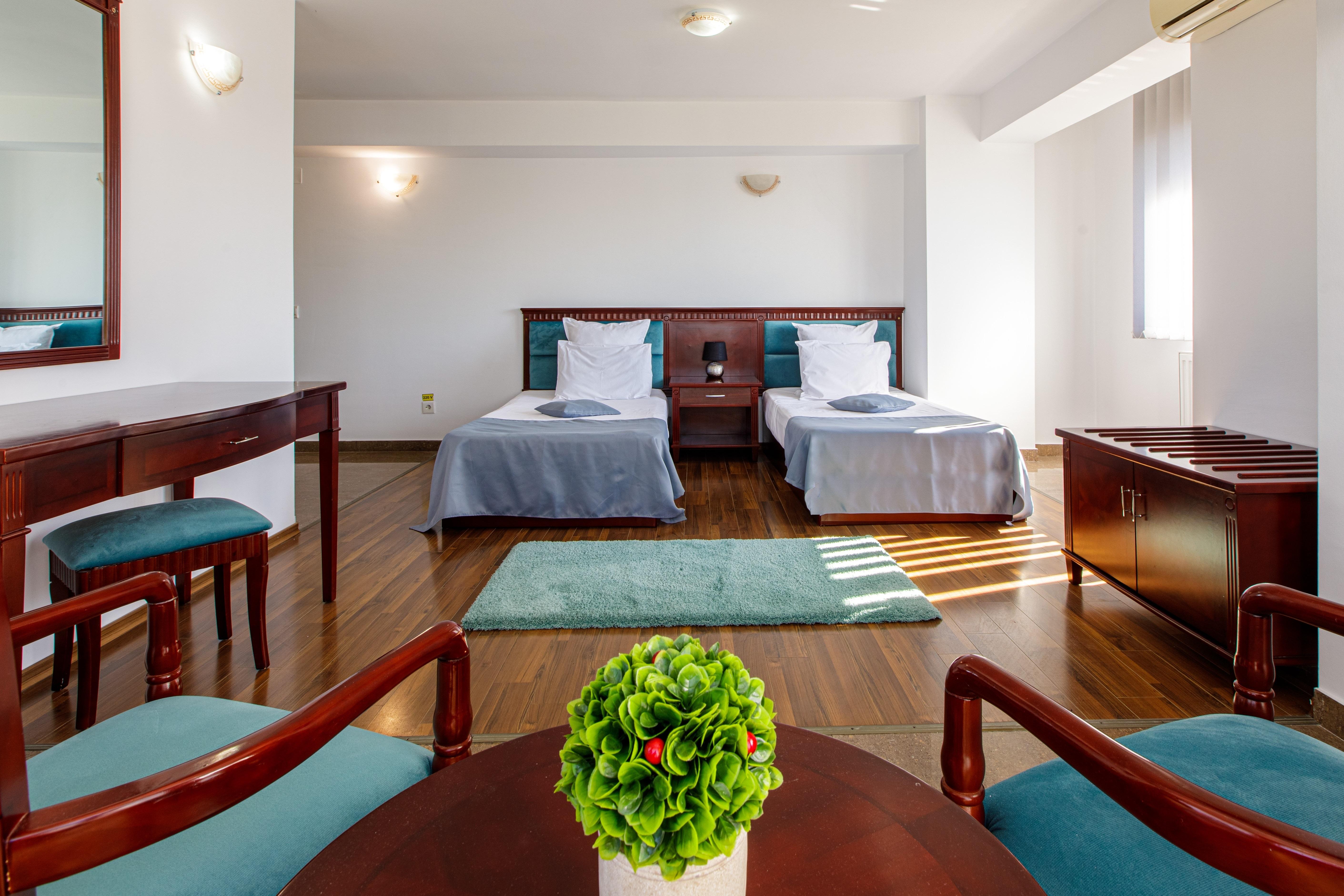 Lira Pacific Aparthotel Constanţa Exterior foto